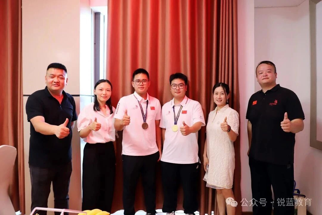 1762665384891066.jpg a8b46dfc6083b977e20c82424a65c5ec.jpg