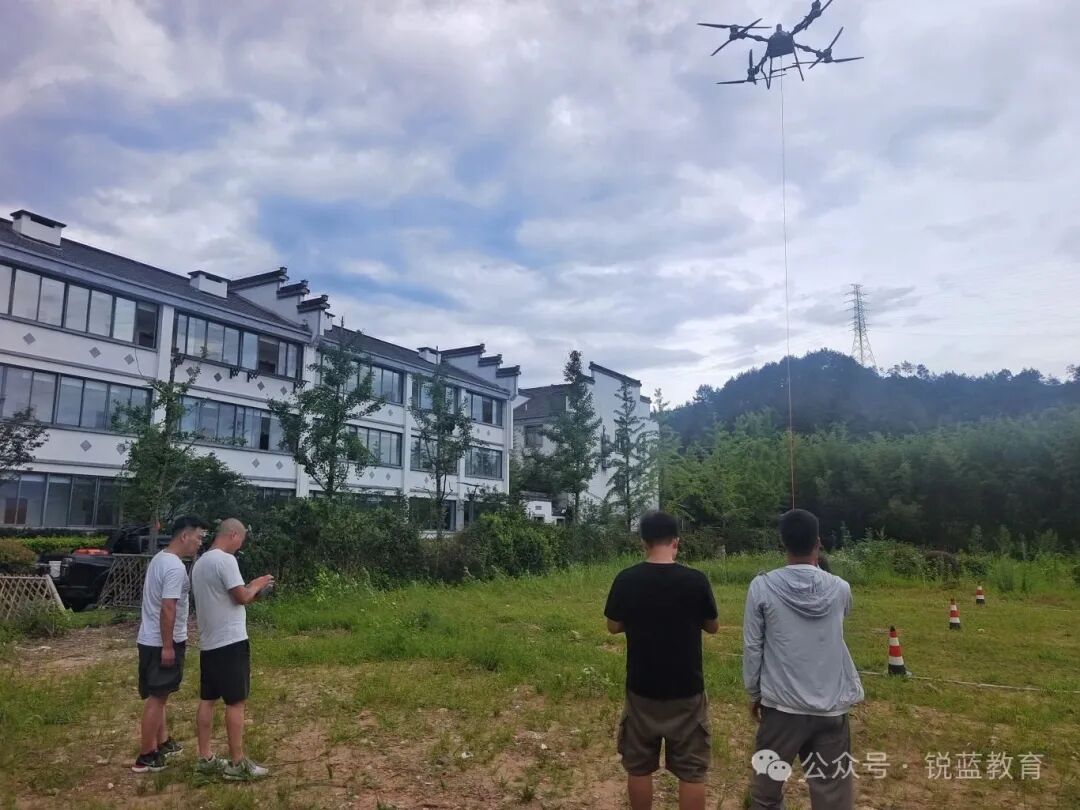 1762666037613653.jpg 3ab37f8ddaae91fbb8fd5a855ad70f78.jpg